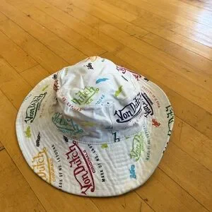 Von Dutch white all over bucket hat New Von Dutch Bucket Hat Print all over Logo Adult Unisex main image 2